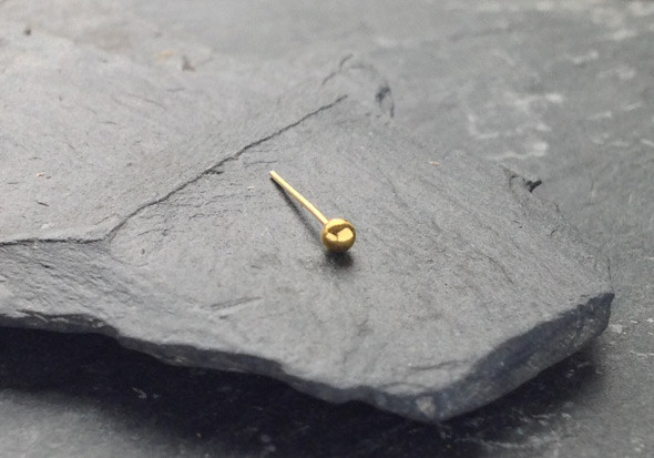Piercing nez boule plaqué or