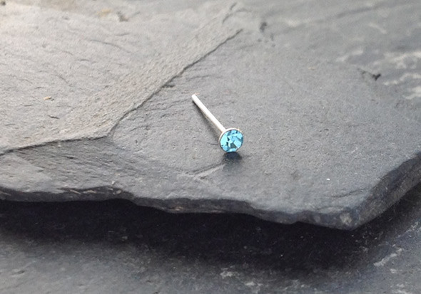 Stud argent pierre 2mm-bleu turquoise