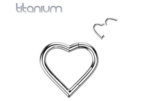 Piercing Anneau Clicker Titane coeur