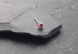 Piercing nez argent 925 fleur rouge