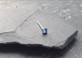 Piercing nez pierre carrée - bleu clair