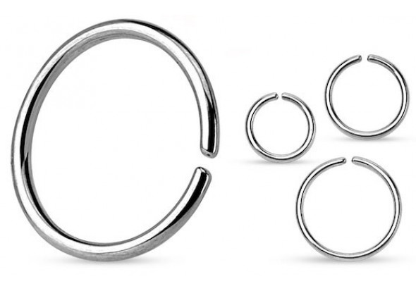 Piercing anneau discret, piercing anneau fin